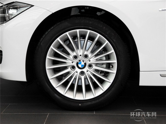 2015款 335i xDrive 设计套装型