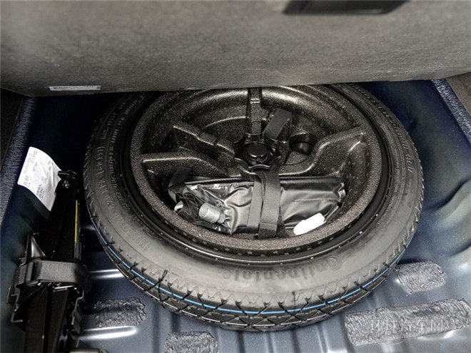 2015款 1.5L 自动豪华型