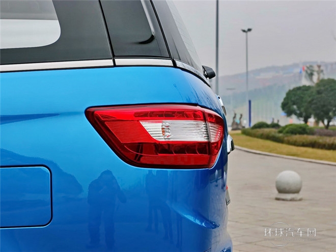 2015款 1.5L 自动舒适型