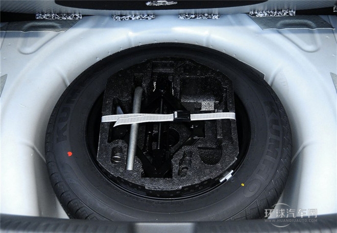 2015款 2.0L 手动睿趣版