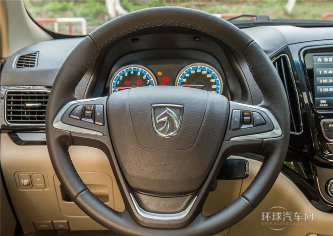 2015款 1.8L 手动豪华导航ESP版 7座