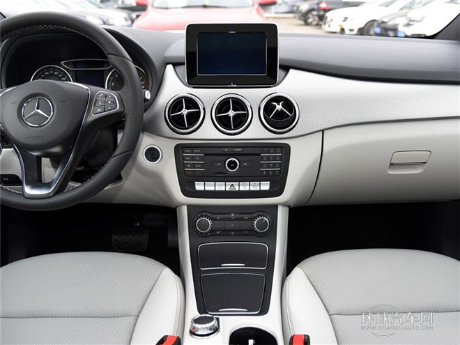 2015款 B 200 动感型