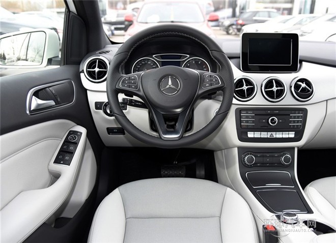 2015款 B 200 动感型