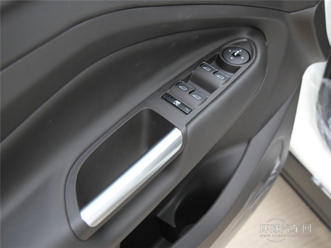 2015款 1.5L GTDi 两驱舒适型