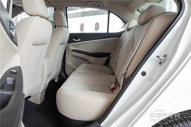 2015款 1.5L 手动够惠版