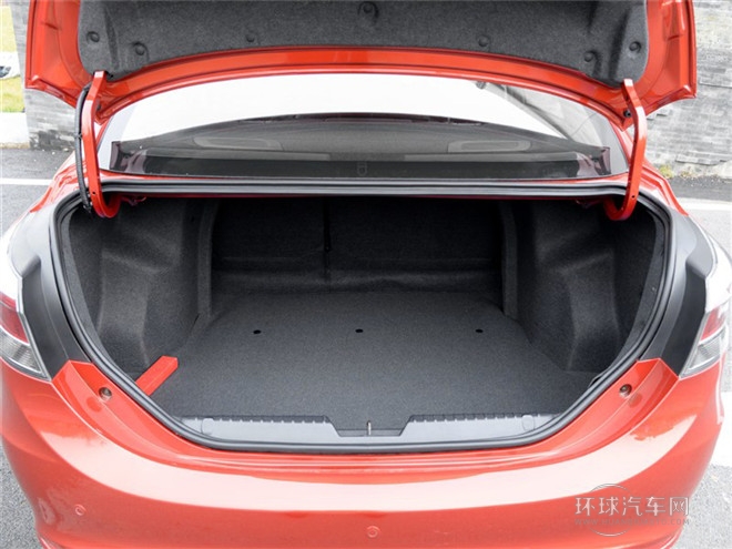 2015款 1.5L 手动够型版