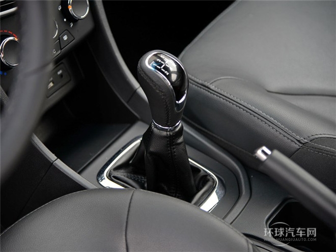 2015款 1.5L 手动够型版
