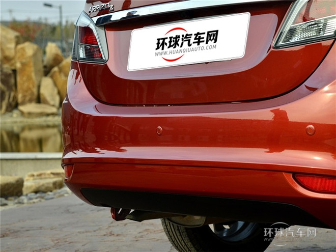 2015款 1.5L 手动够炫版