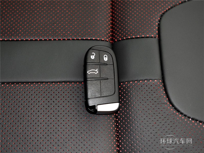 2015款 1.4T 自动跃享版