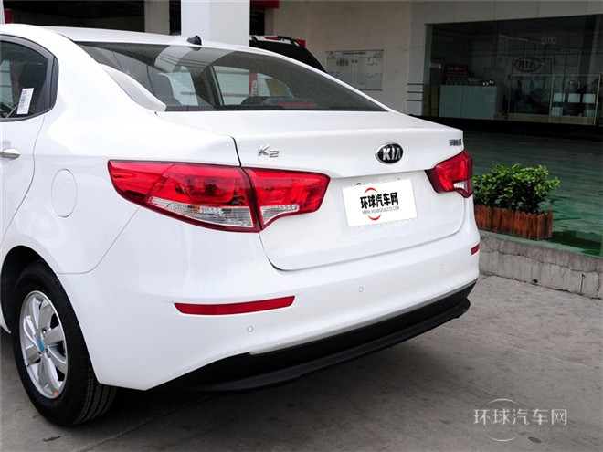 2015款 三厢 1.4L MT TOP