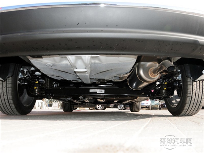 2015款 三厢 1.6L AT Premium