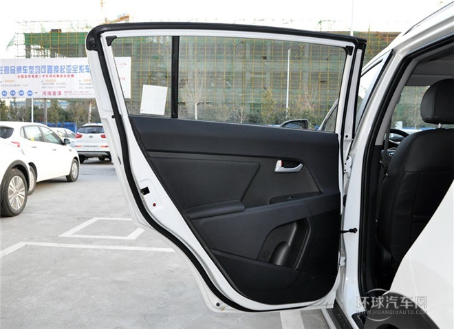 2015款 2.0L 手动两驱版GLS