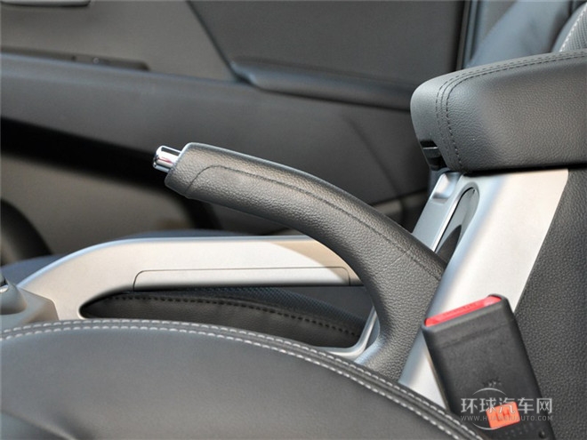 2015款 2.0L 手动两驱版GLS