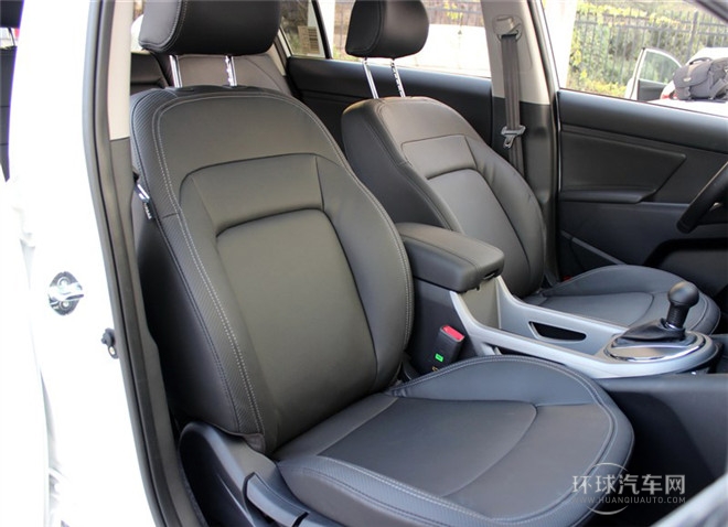 2015款 2.0L 自动两驱版Premium