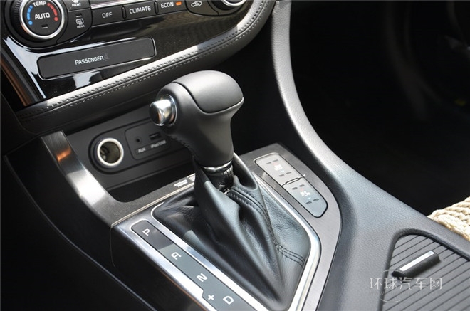 2014款 2.0L Hybrid 豪华版