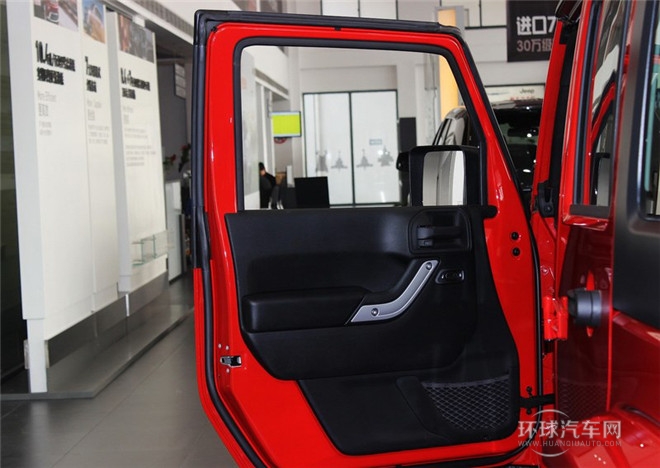 2015款 3.6L 四门版 Rubicon