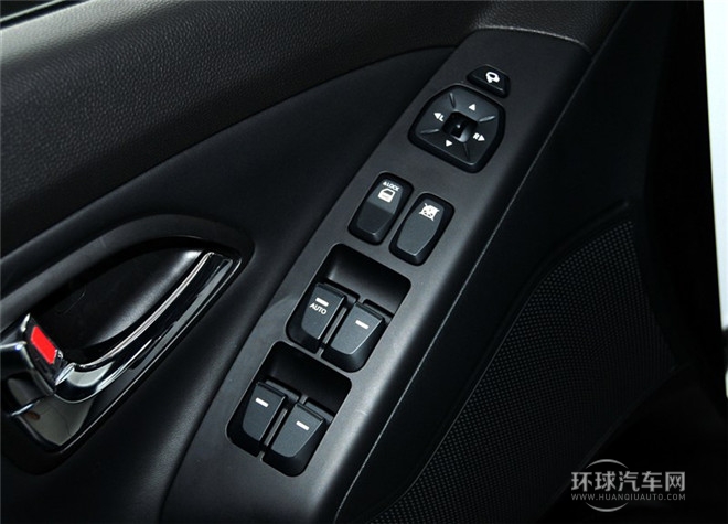 2015款 2.0L 自动两驱领先型 国V