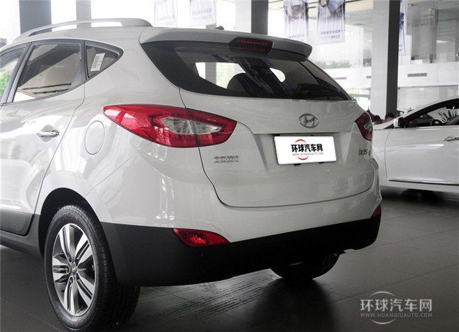 2015款 2.0L 自动两驱领先型 国V