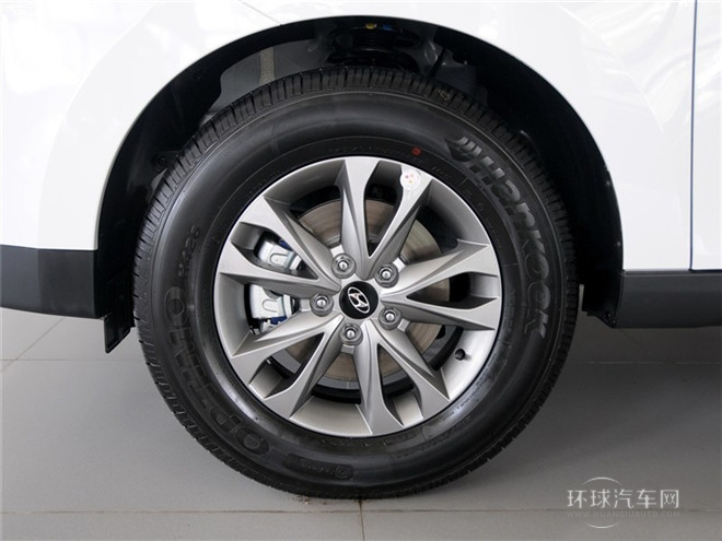 2015款 2.0L 自动两驱舒适型 国IV