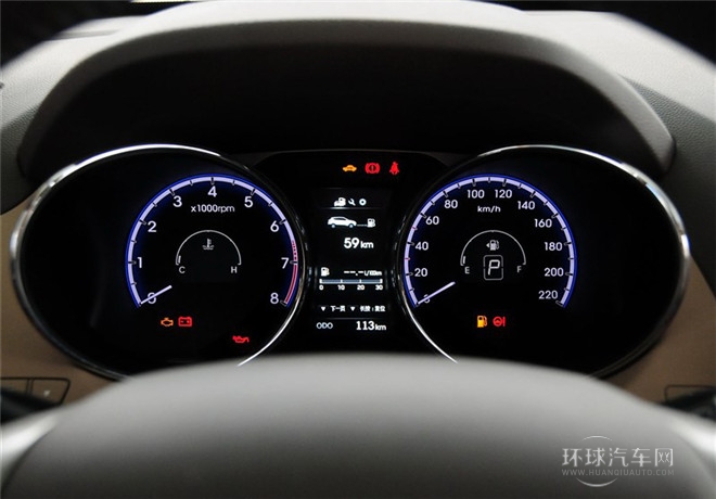 2015款 2.4L 自动四驱领先型 国V