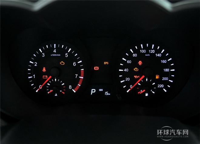 2015款 1.6L 手动天窗版