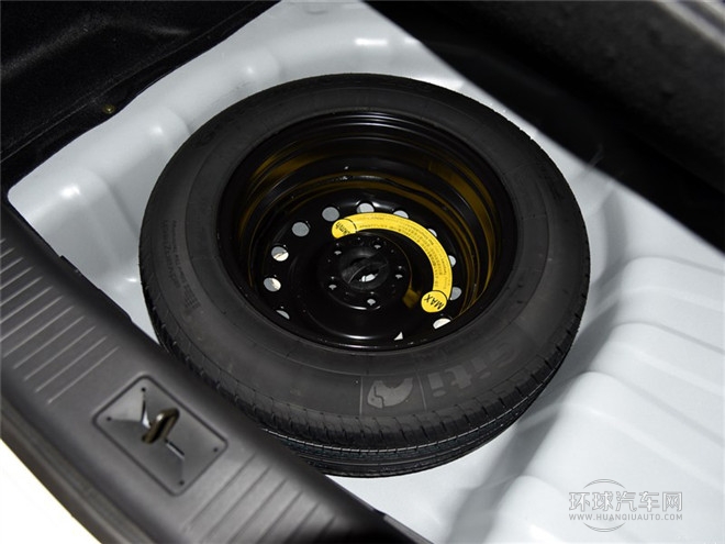 2015款 1.6L 手动尊贵型