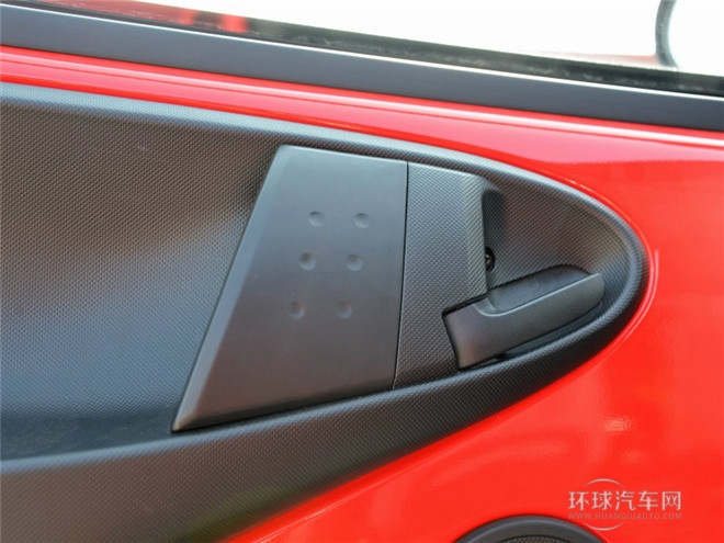 2015款 1.0L AMT 铉酷型