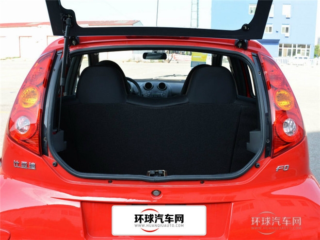 2015款 1.0L AMT 铉酷型