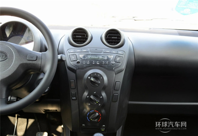 2015款 1.0L AMT 铉酷型