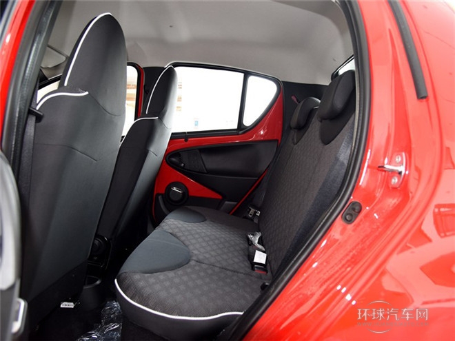 2015款 1.0L 铉酷型