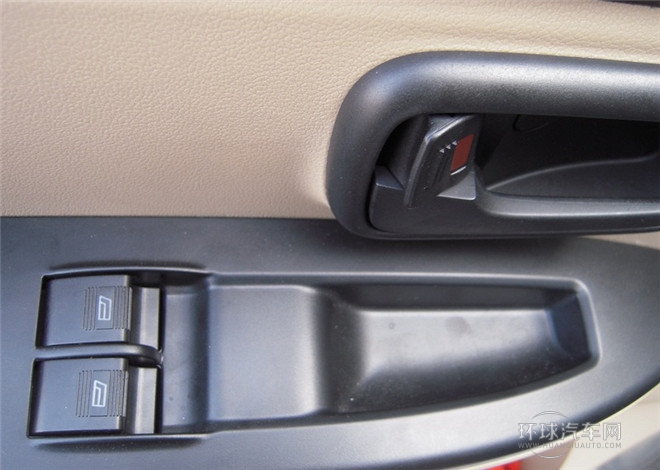 2015款 1.2L舒适型G12