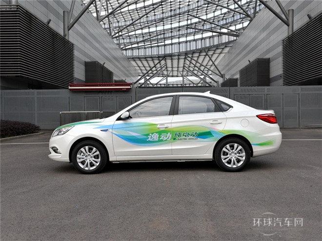2015款 1.6L 自动尊贵型