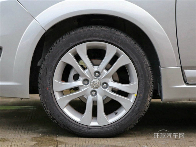 2015款 两厢 1.4L 手动幸福型