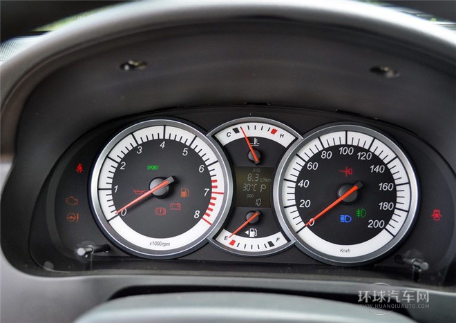 2015款 两厢 1.5L 自动畅想型
