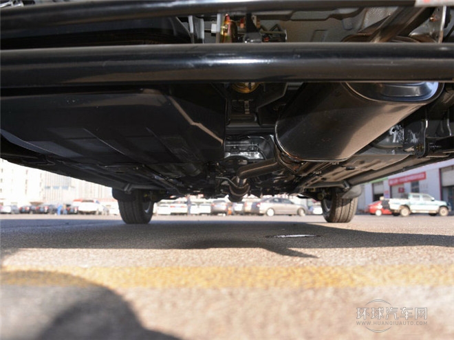 2015款 1.0L 手动经济型