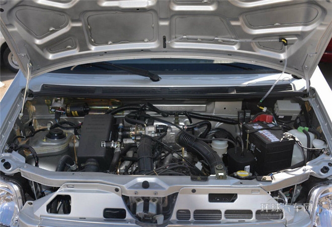 2015款 1.0L 手动经济型