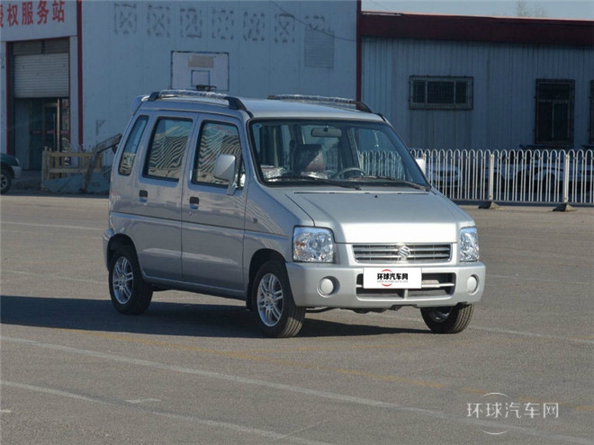2015款 1.0L 手动经济型