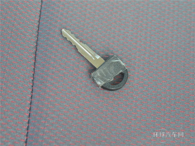 2015款 1.0L 手动实用型