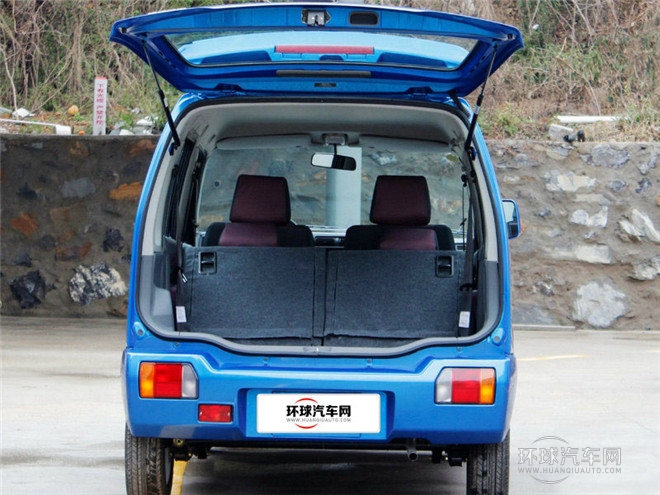 2015款 1.0L 手动实用型