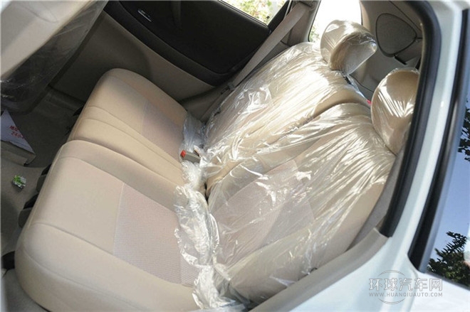 2015款 两厢 1.4L 手动梦想型