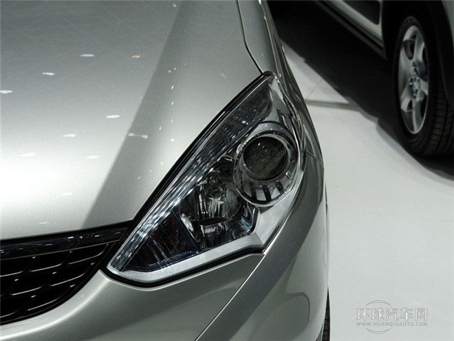2015款 两厢 1.5L 自动梦想型