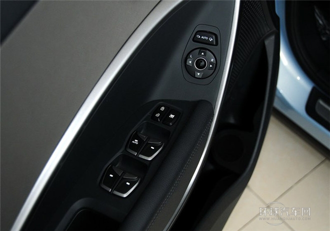 2015款 2.4L 自动四驱智能型