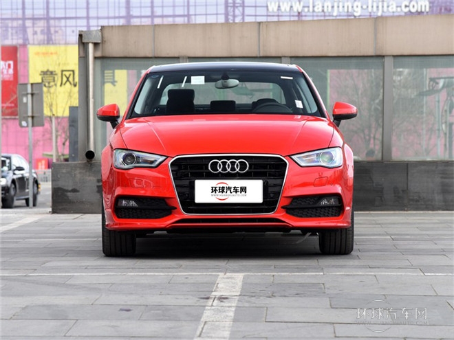 2015款 Limousine 45 TFSI S line 豪华型