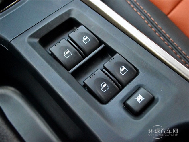 2015款 1.6L 手动智乐型