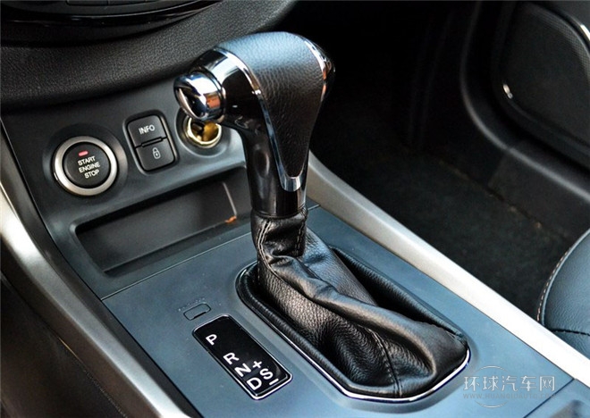 2015款 1.6L 手动智乐型