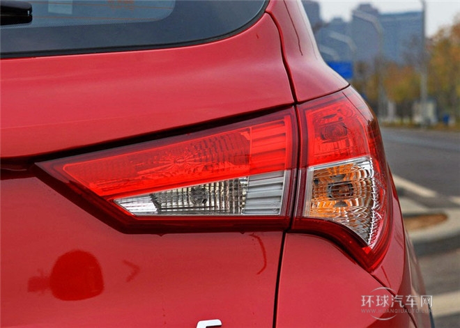 2015款 1.6L 手动智尚型