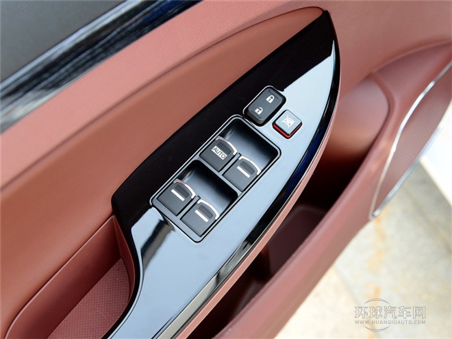 2015款 1.5L 手动豪华型