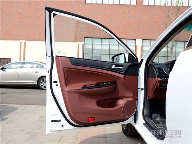 2015款 1.5L 手动豪华型