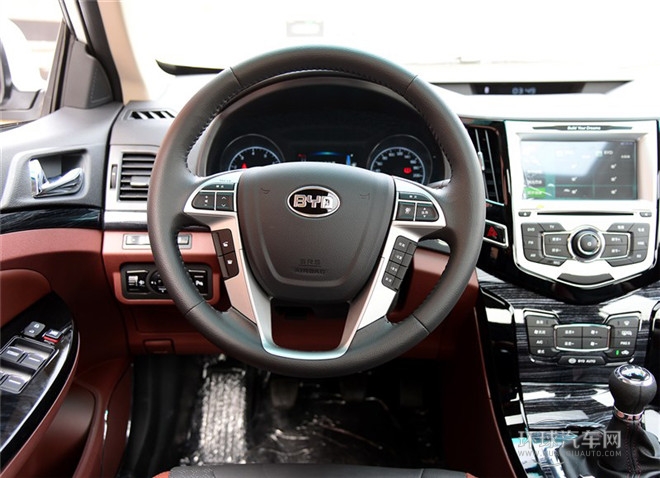 2015款 1.5L 手动豪华型
