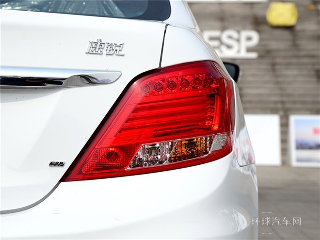 2015款 1.5L 手动豪华型